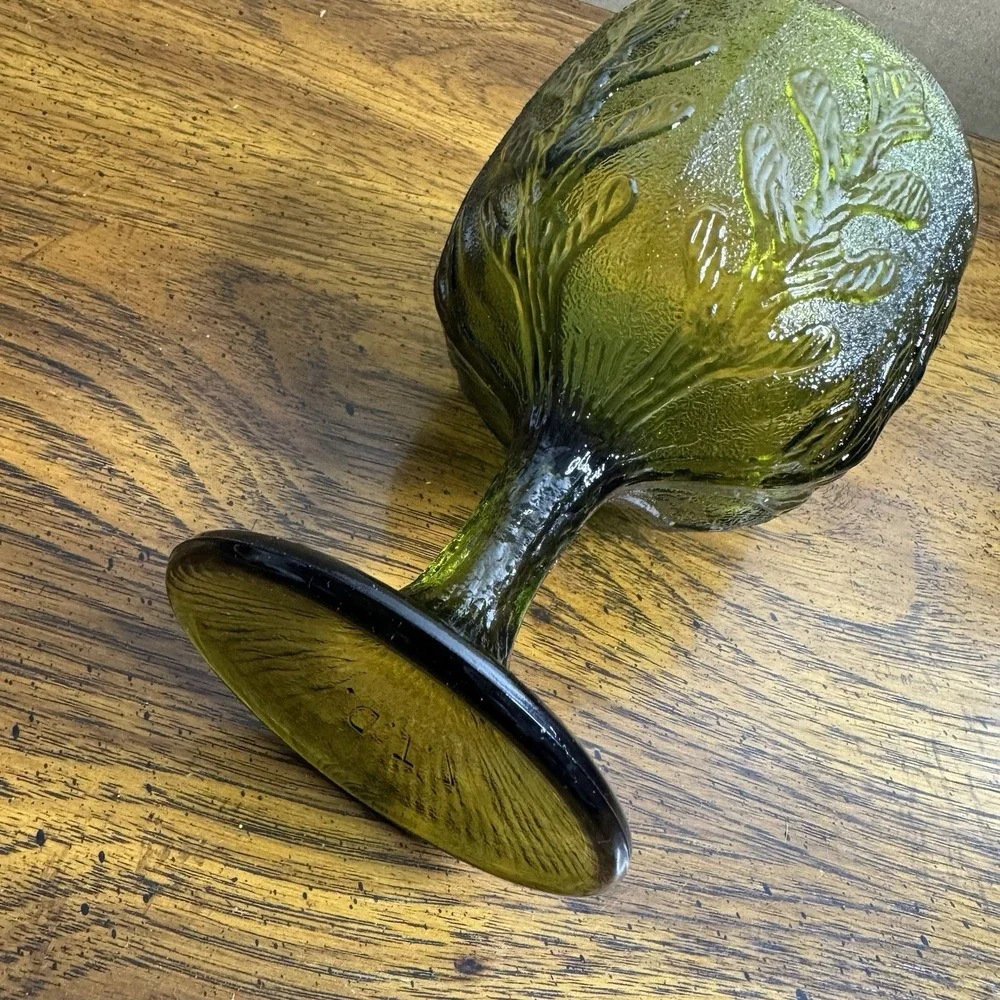 (1) Vintage 1975 FTD Pressed Green Glass Large Goblet Fall‎ Glass Stemware 16oz